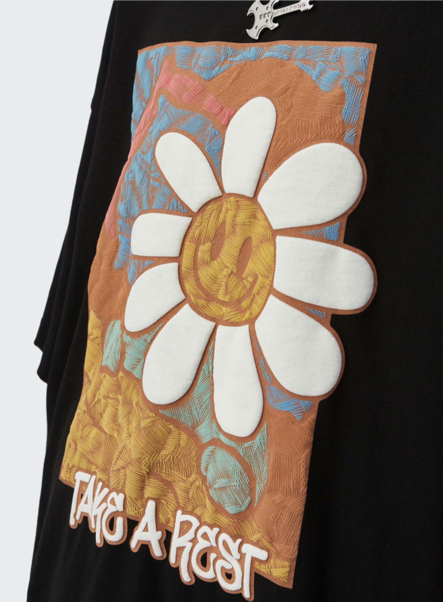 Color Artwork Daisy Tee