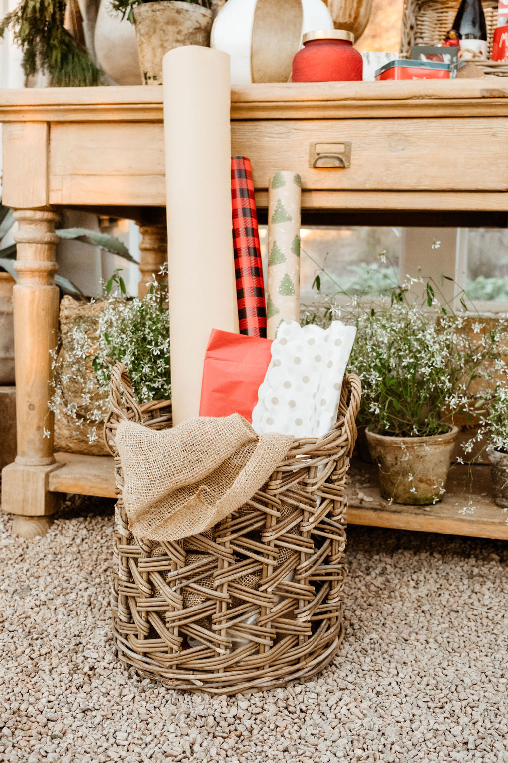 Round Basket with Zig-Zag Weave