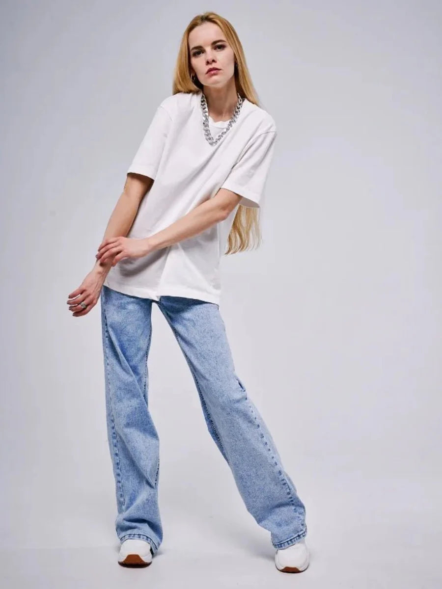 Alyssa Sneakers: Stylish Footwear