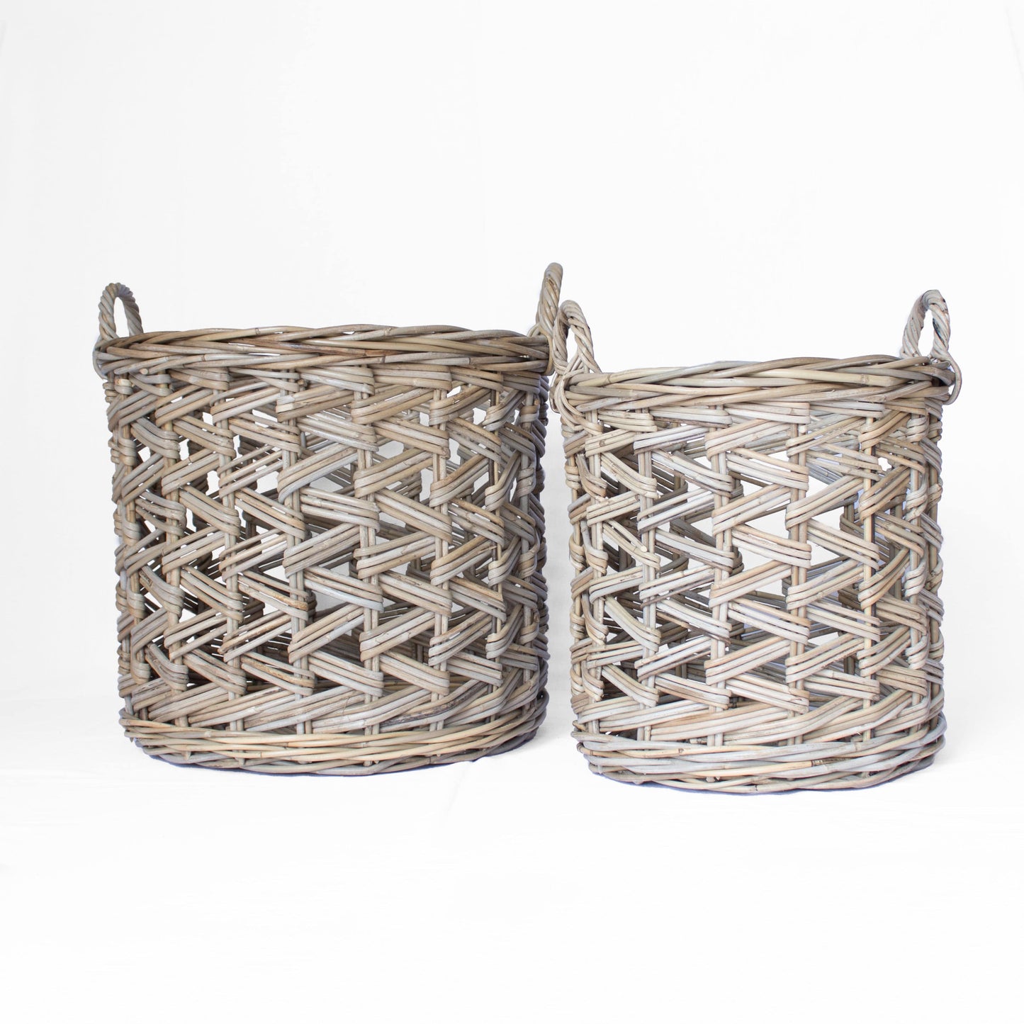 Round Basket with Zig-Zag Weave
