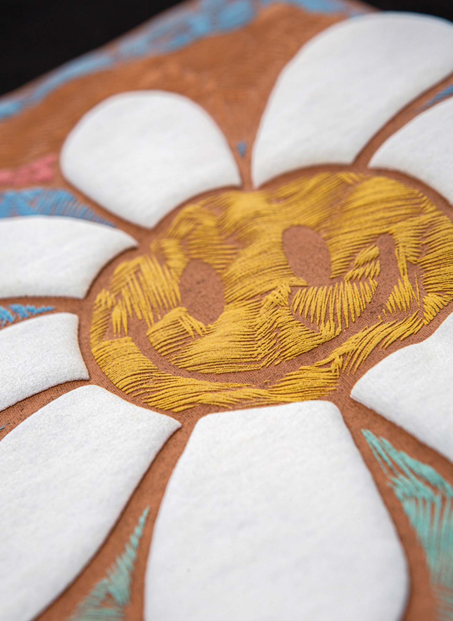 Color Artwork Daisy Tee