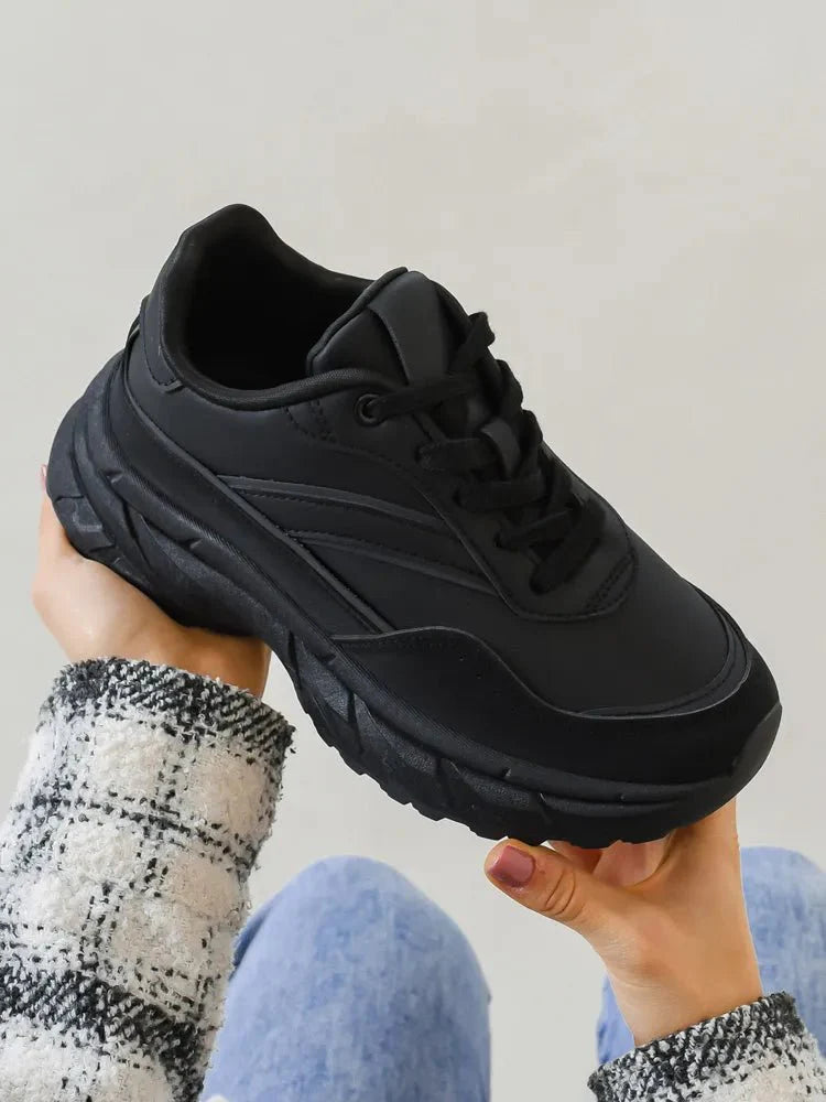 Beatrix Sneakers: Stylish and Comfy Go-To Kicks